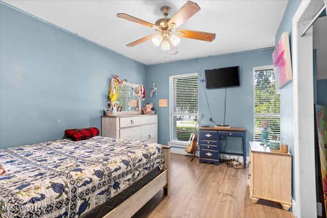 14 Summer Place Circle, Hattiesburg, MS 39402