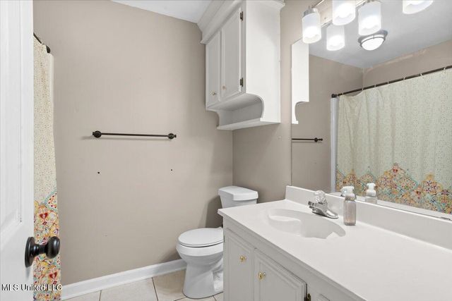 14 Summer Place Circle, Hattiesburg, MS 39402