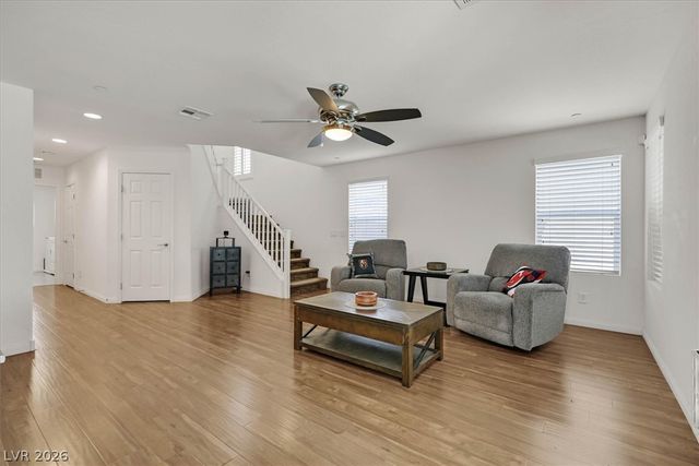 917 Carson Bluff Avenue, Henderson, NV 89012