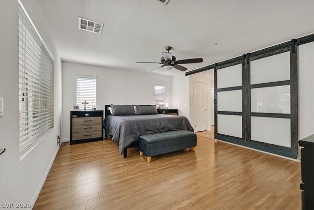 917 Carson Bluff Avenue, Henderson, NV 89012