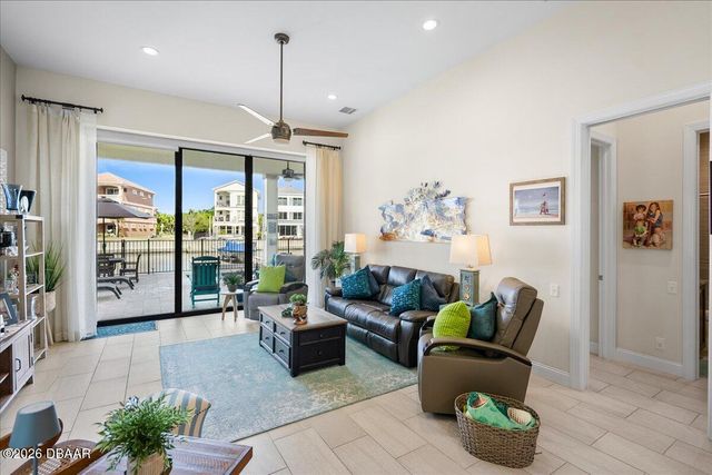 16 Spinaker Circle, Palm Coast, FL 32137