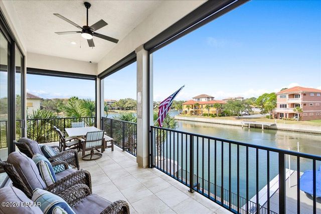 16 Spinaker Circle, Palm Coast, FL 32137