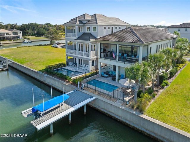 16 Spinaker Circle, Palm Coast, FL 32137