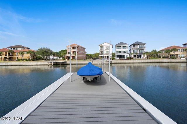 16 Spinaker Circle, Palm Coast, FL 32137