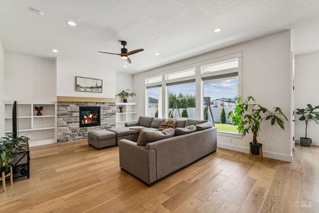 971 E Viedma St, Kuna, ID 83634