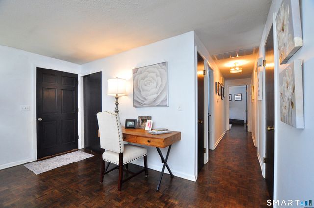 39 Huckleberry Lane, Manchester, CT 06040