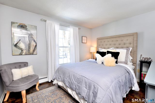 39 Huckleberry Lane, Manchester, CT 06040