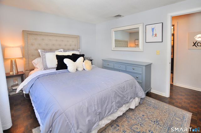 39 Huckleberry Lane, Manchester, CT 06040