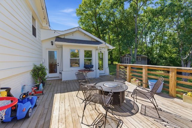 3060 Buenaview Blvd, Nashville, TN 37218
