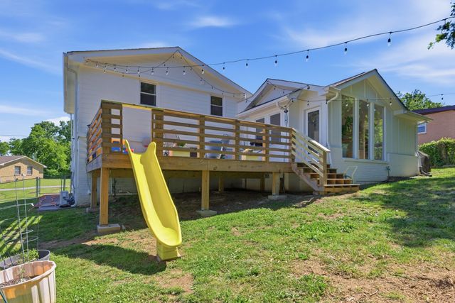 3060 Buenaview Blvd, Nashville, TN 37218