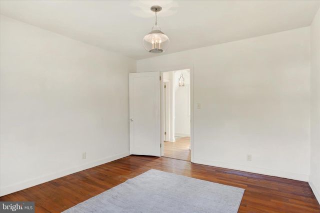 527 PARK DR, Lebanon, PA 17042