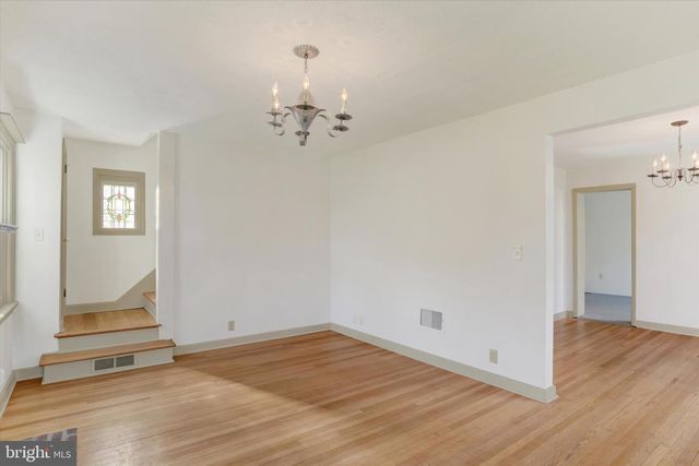 527 PARK DR, Lebanon, PA 17042