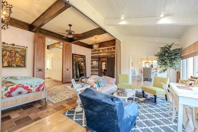 273 TANYARD CIR, Adamsville, TN 38310