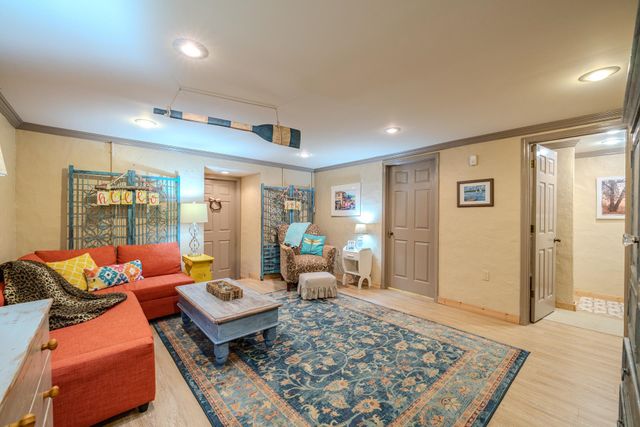 273 TANYARD CIR, Adamsville, TN 38310