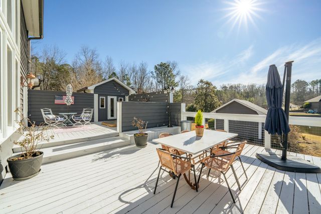 273 TANYARD CIR, Adamsville, TN 38310