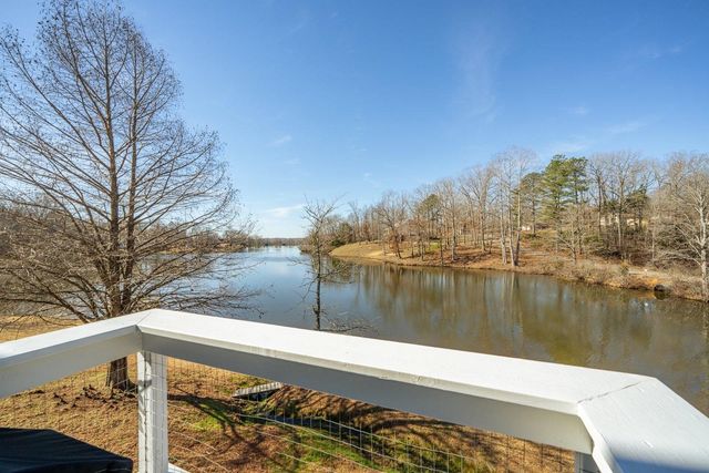 273 TANYARD CIR, Adamsville, TN 38310