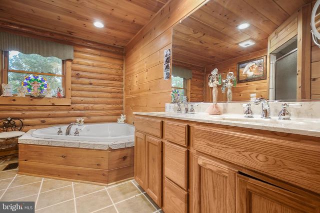 4267 TRAIL OF FAITH CT, Locust Grove, VA 22508