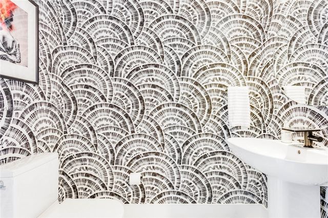 1100 Biscayne Blvd 2708, Miami, FL 33132