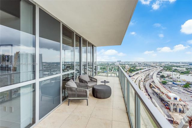 1100 Biscayne Blvd 2708, Miami, FL 33132