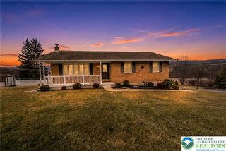 55 Maple Avenue, Franklin Twp, PA 18235