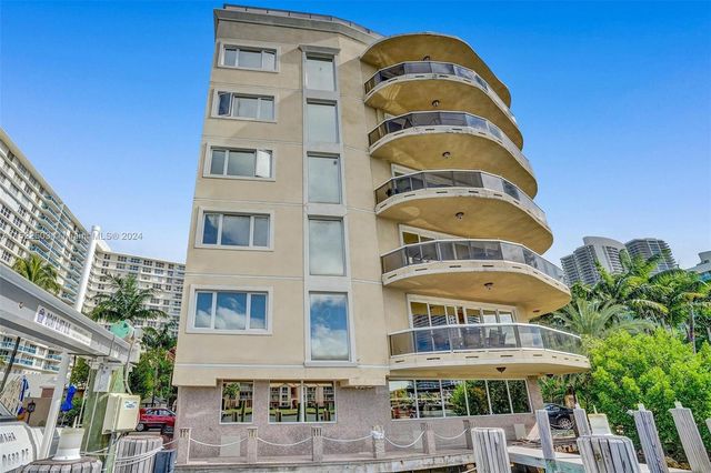 12 Seacrest Pkwy 3, Hollywood, FL 33019