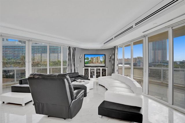 12 Seacrest Pkwy 3, Hollywood, FL 33019