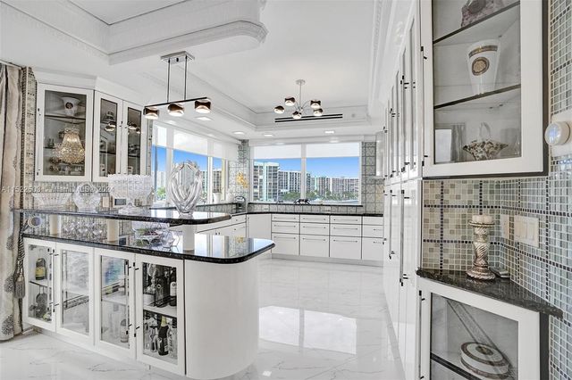 12 Seacrest Pkwy 3, Hollywood, FL 33019