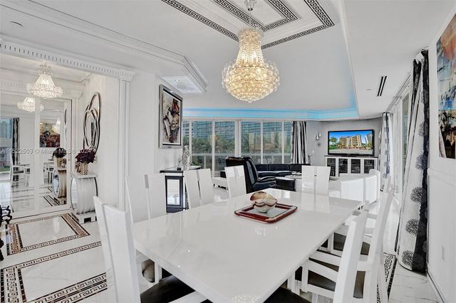 12 Seacrest Pkwy 3, Hollywood, FL 33019