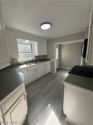 683 Sharon Street, Akron, OH 44314