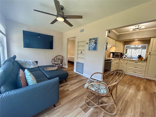 2461 RHODESIAN DRIVE 31, Clearwater, FL 33763