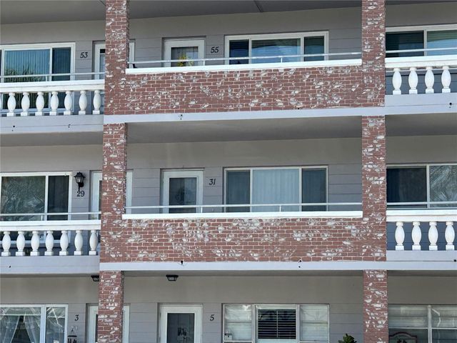 2461 RHODESIAN DRIVE 31, Clearwater, FL 33763