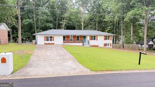 5698 CRESTWOOD Drive, Stone Mountain, GA 30087