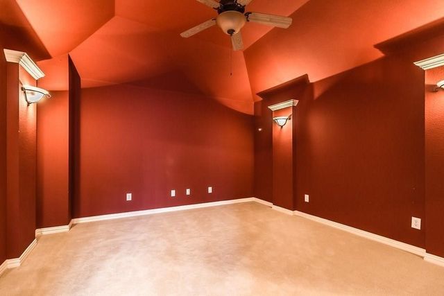 1328 Burnett Drive, Lantana, TX 76226