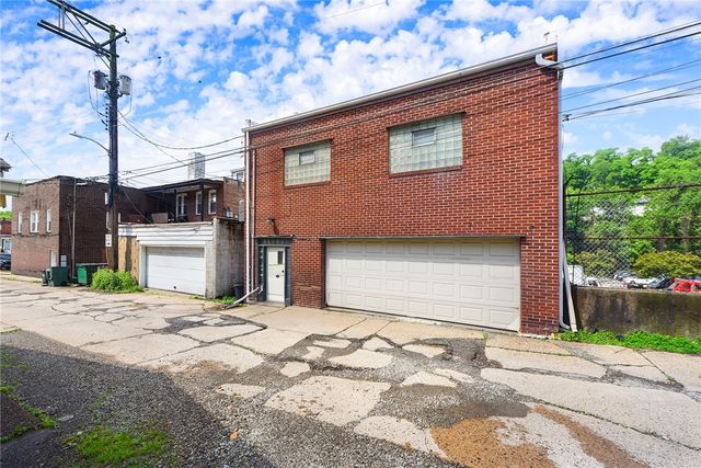 2141 E Ardmore Blv, Forest Hills Boro, PA 15221