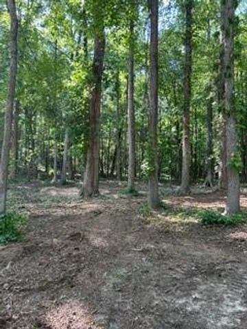 46 Davis Road, Hiram, GA 30141