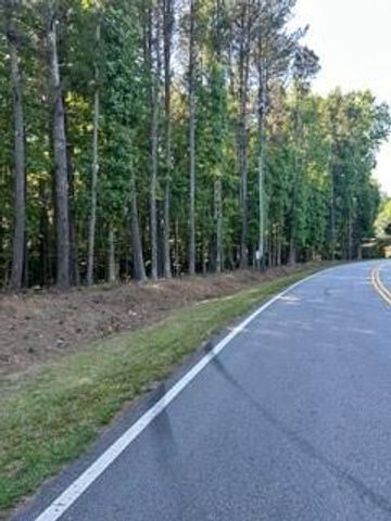 46 Davis Road, Hiram, GA 30141
