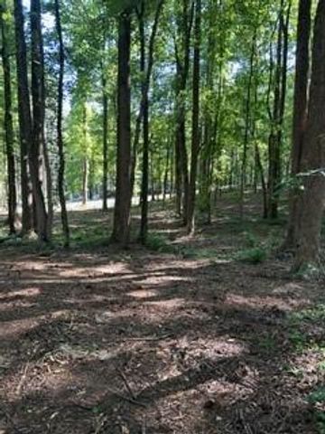 46 Davis Road, Hiram, GA 30141