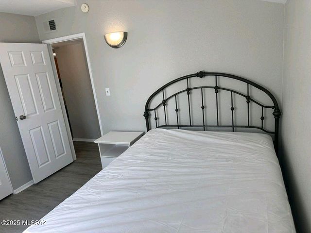1745 E Glenn St Apt 220, Tucson, AZ 85719
