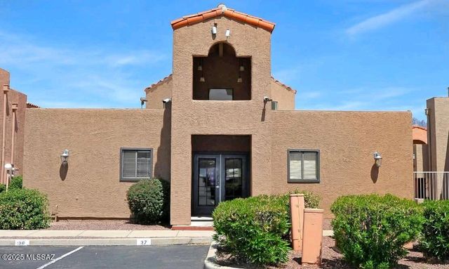 1745 E Glenn St Apt 220, Tucson, AZ 85719