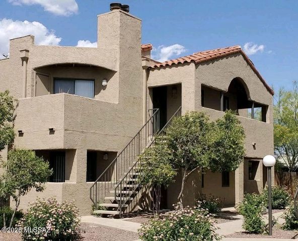 1745 E Glenn St Apt 220, Tucson, AZ 85719