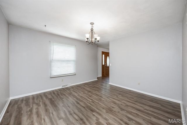 809 Reiss Road, O'fallon, IL 62269