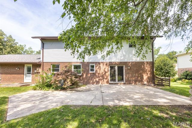 809 Reiss Road, O'fallon, IL 62269