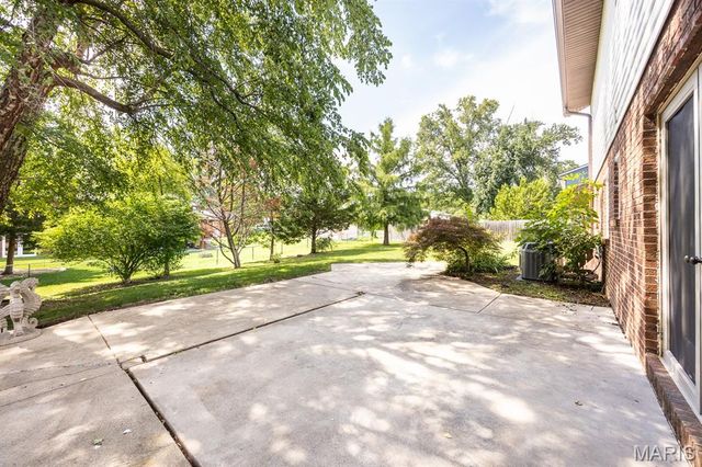 809 Reiss Road, O'fallon, IL 62269