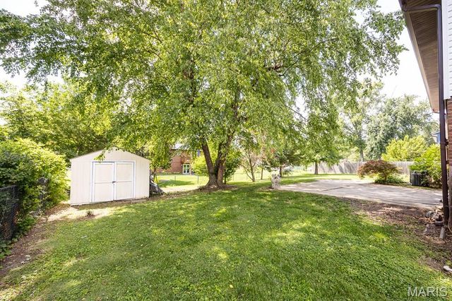 809 Reiss Road, O'fallon, IL 62269