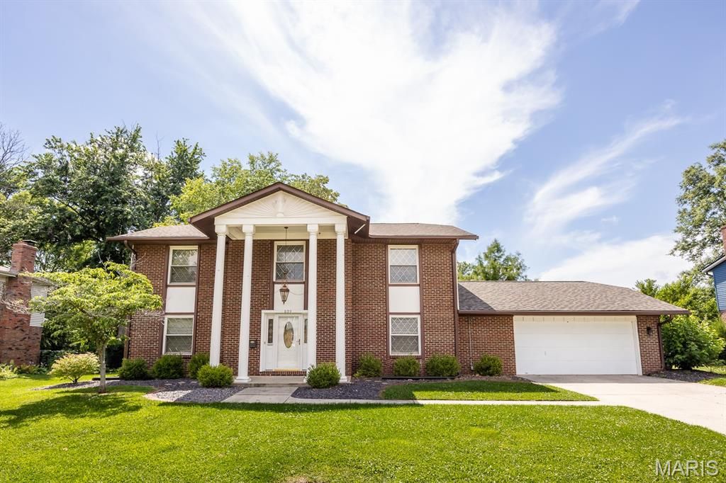 809 Reiss Road, O'fallon, IL 62269