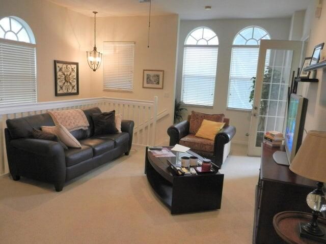 4870 Bonsai Circle 200, Palm Beach Gardens, FL 33418