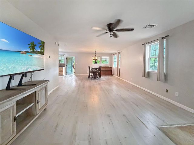 6949 Highway 8, Leesville, LA 71446