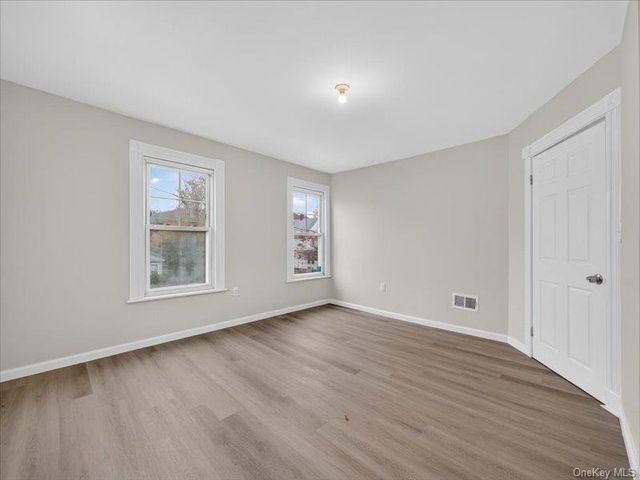 17 Maple Avenue W, Suffern, NY 10901