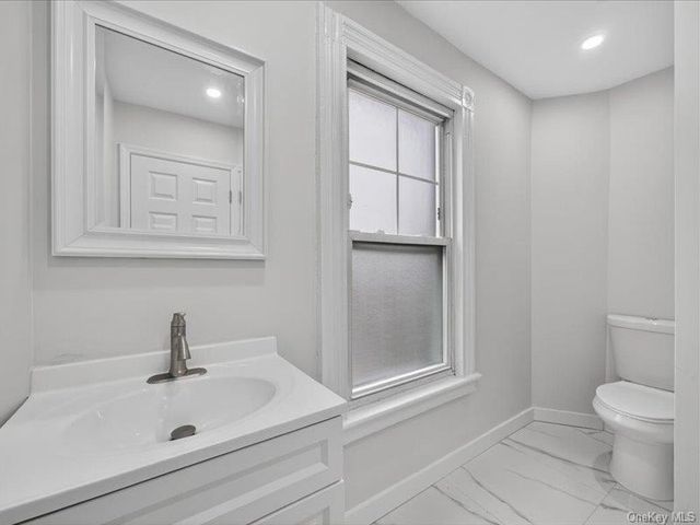 17 Maple Avenue W, Suffern, NY 10901