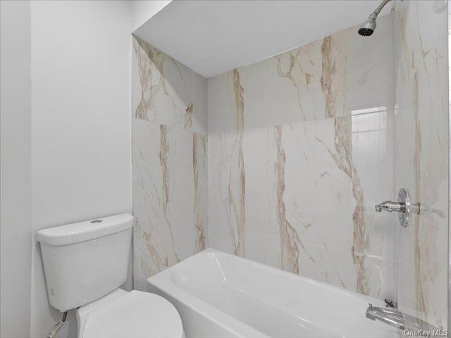 17 Maple Avenue W, Suffern, NY 10901